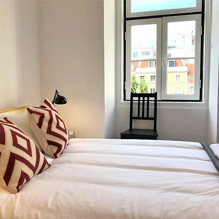 Sm3 Cosy&central With Rooftop Terrace&ac! In Real, Near Bairro Alto *