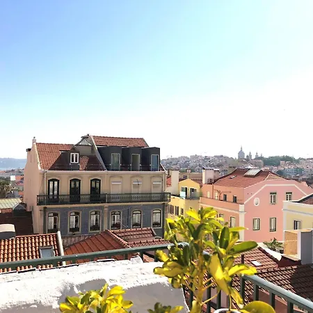 Sm3 Cosy&central With Rooftop Terrace&ac! In Real, Near Bairro Alto Apartamento