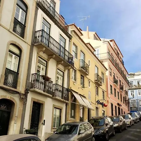 Apartment Sm3 Now With New Ac Rootop Terrace Bright And Cozy Pr Real Br Alto Lisbon