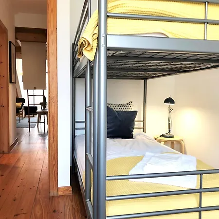 Sm3 Cosy And With Rooftop Terrace And Ac! In Principe Real, Near Bairro Alto Апартаменты Лиссабон