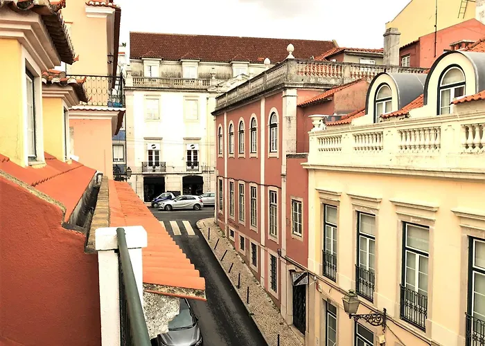 Sm3 Cosy And With Rooftop Terrace And Ac! In Principe Real, Near Bairro Alto * Lisboa